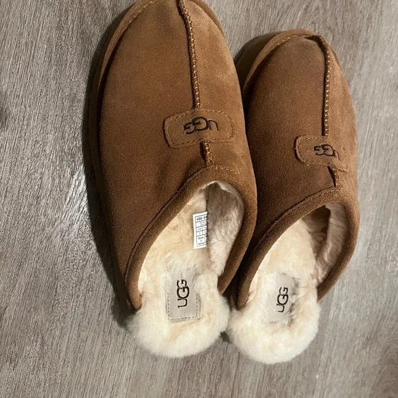 UGG Disquette Suede Sheepskin Slip-On Slipper Size 7 Tan Platform Slippers - Picture 3 of 7